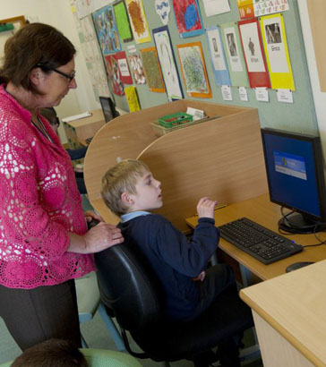 Child using computer